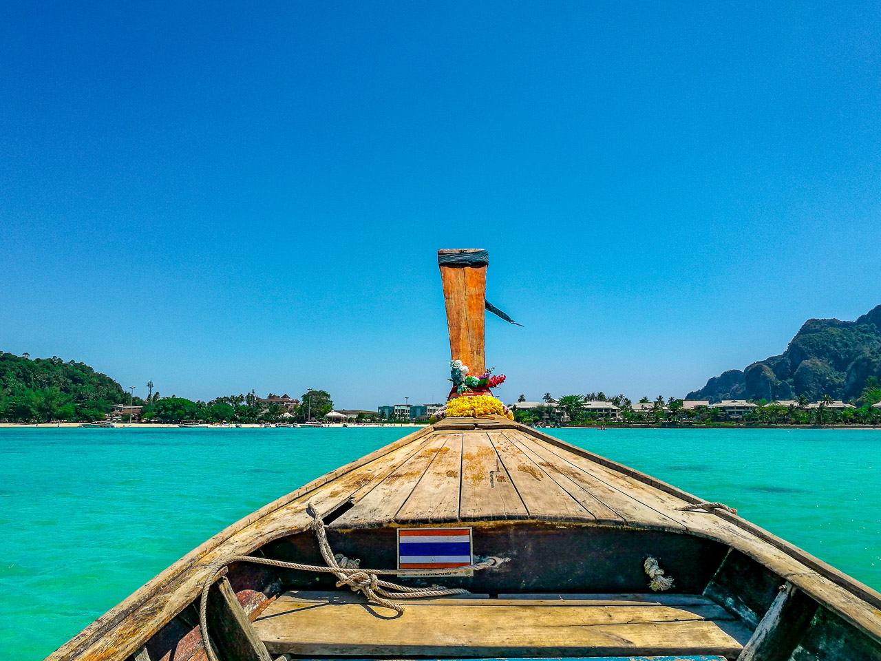 Longtail boat em Phi Phi