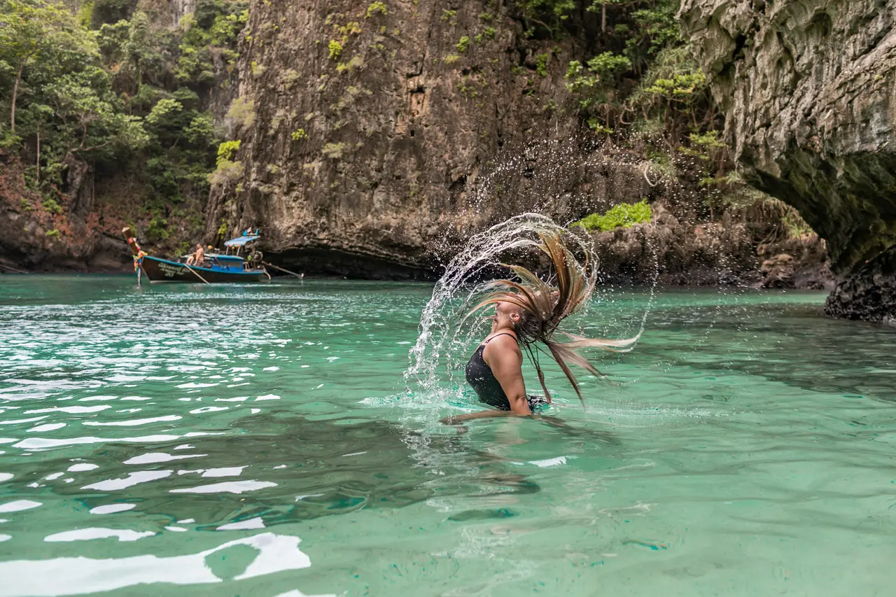 Relato da viajante Lia sobre passeio de barco em Phi Phi, image size:1280x853