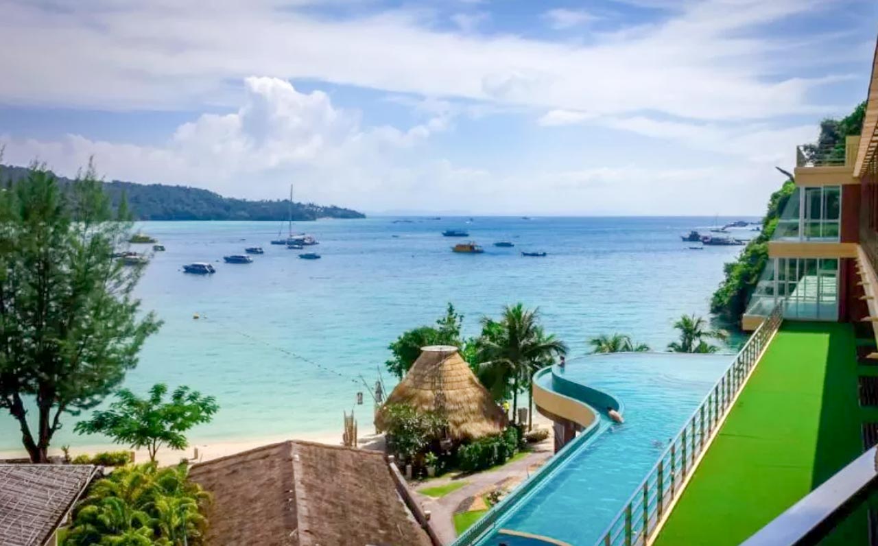 Piscina maravilhosa do Phi Phi Cliff, nosso hotel preferido da ilha. 