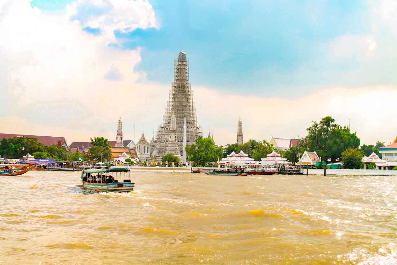 Wat Arun - passeio pelos templos de Bangkok. | Foto:Bruno @passeiosemphiphi