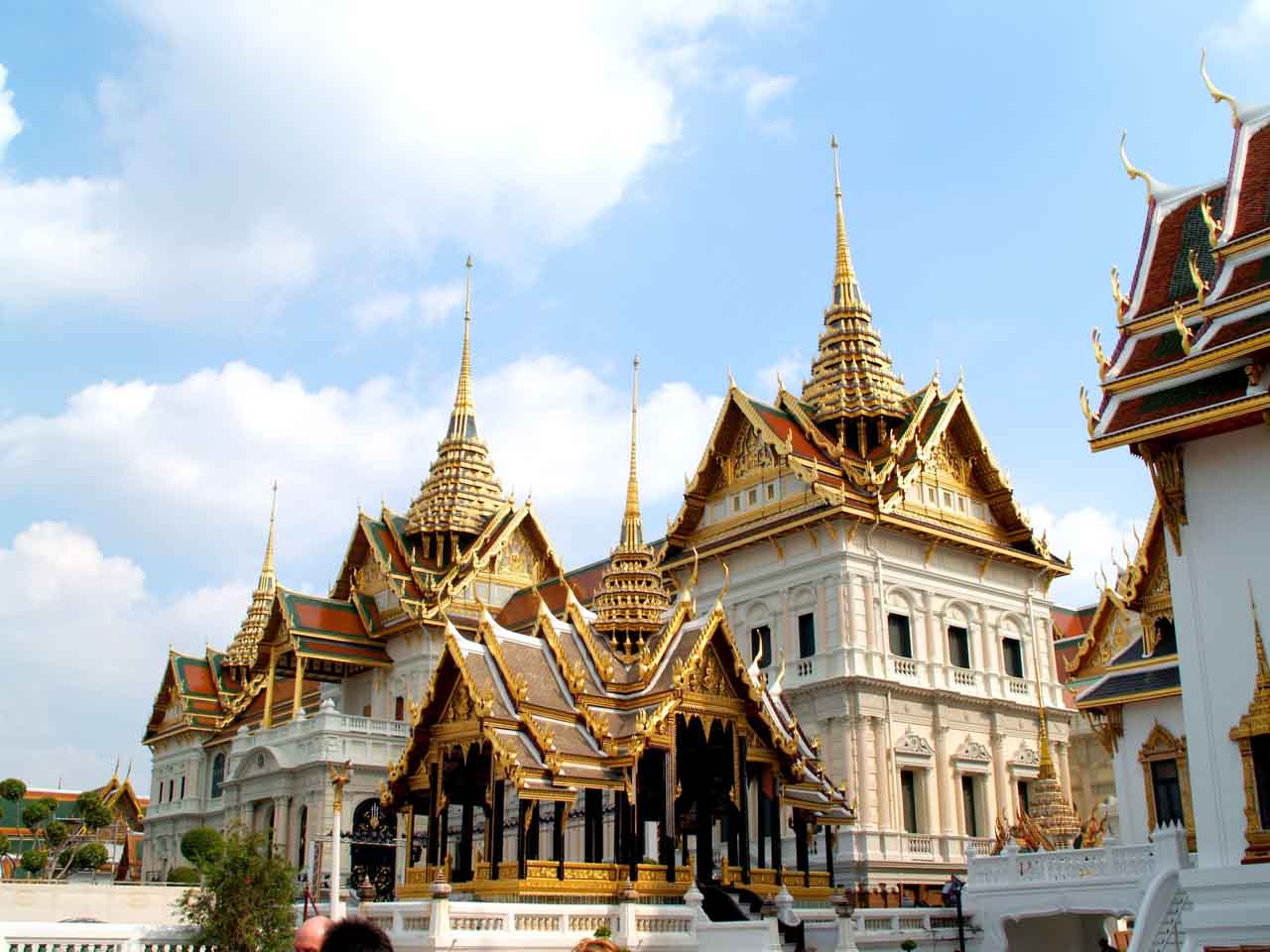 Templos de Bangkok, Tailândia - principais templos budistas da capital tailandesa - Tailândia suspende exigência RT-PCR