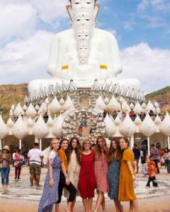 Roca objetivo Amanecer O que vestir nos templos da Tailândia: regras e dicas de looks