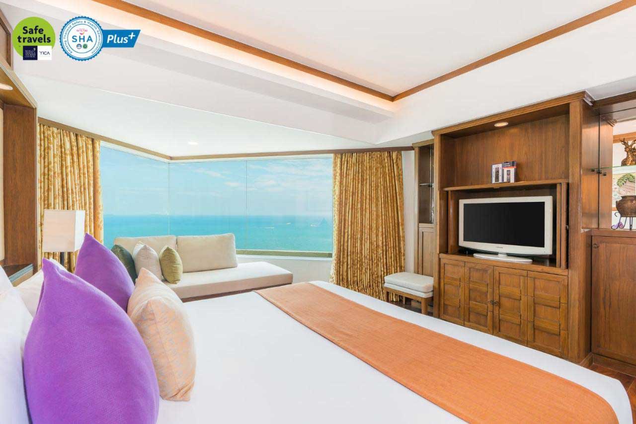 Vista do quarto no Royal Cliff Beach Hotel em Pattaya