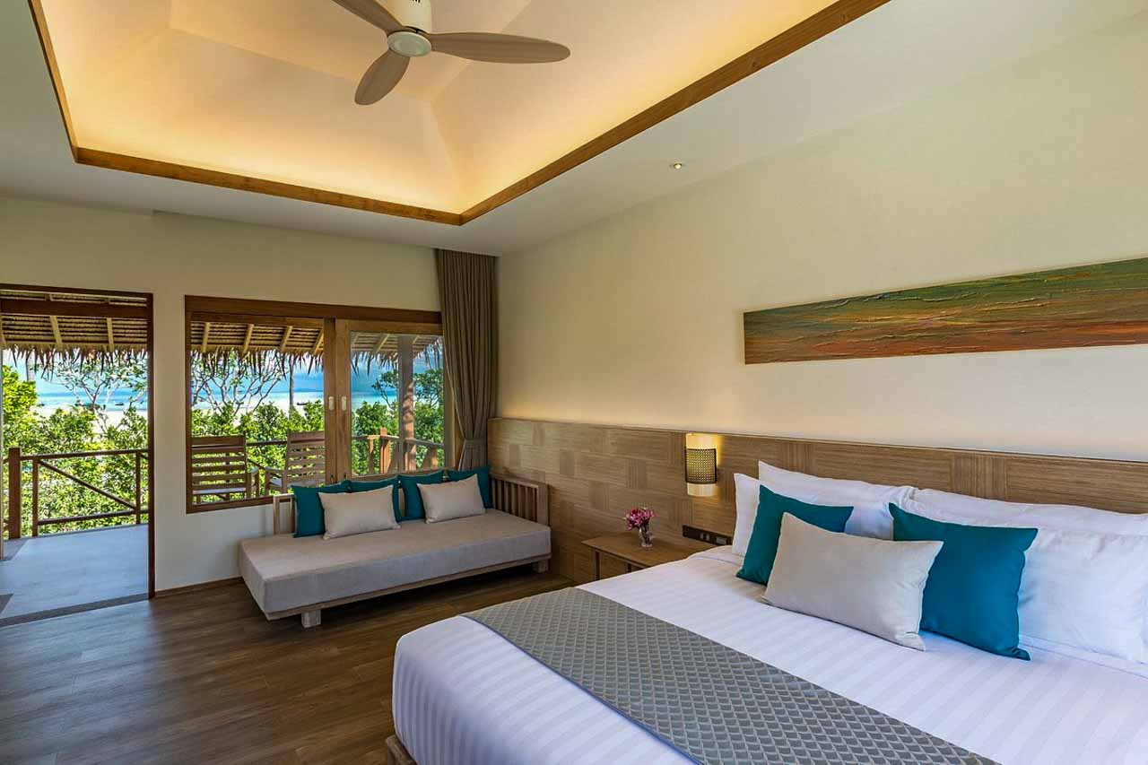 Quarto Deluxe Seaview Bungalow do Saii Phi Phi Island Village, resort 5 estrelas em Phi Phi na Tailândia