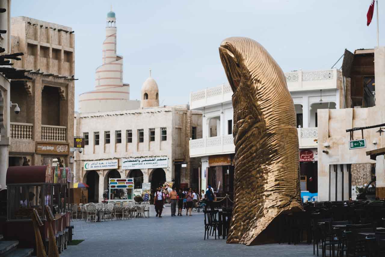 The Bazaar e o "Thumb" (Dedo) Souq Waqif em Doha - City Tour em Doha